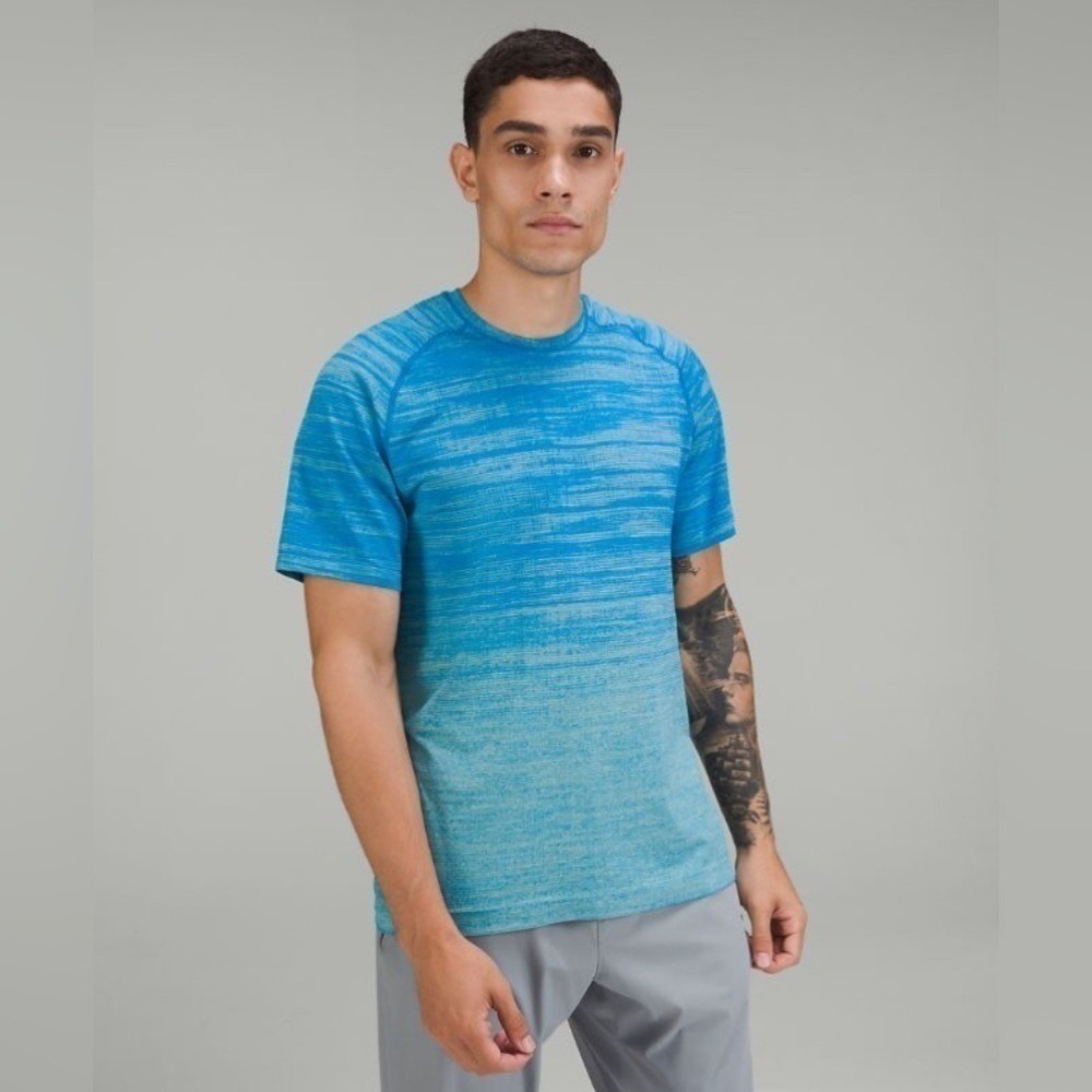 Lululemon Metal Vent Tech Short Sleeve 2.0 Static Storm Stripe Poolside Men's M